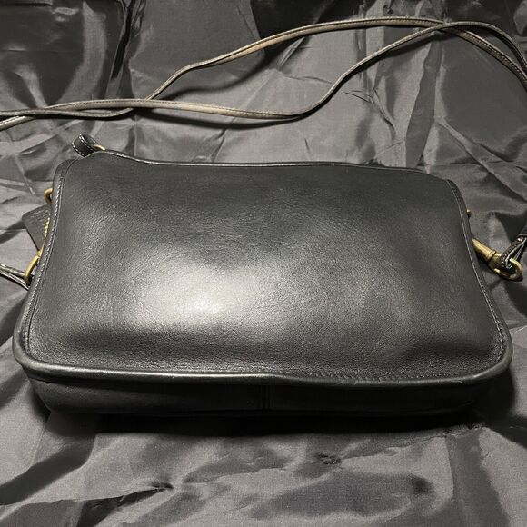 COACH Black Leather "Basic Bag" Zip Clutch Crossbody - Made in USA Vintage 70s - Picture 5 of 16